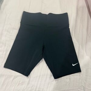 NIKE Biker Shorts